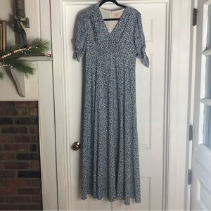 Gal Meets Glam blue floral maxi dress